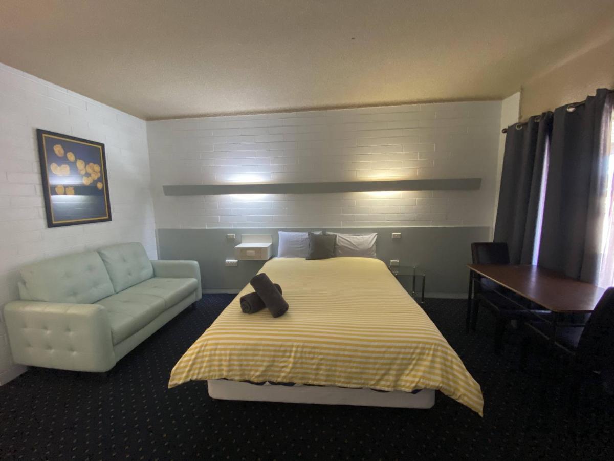 Capri Motel Белренелд Екстер'єр фото